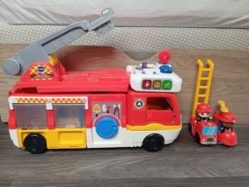 Camion caserne de pompiers