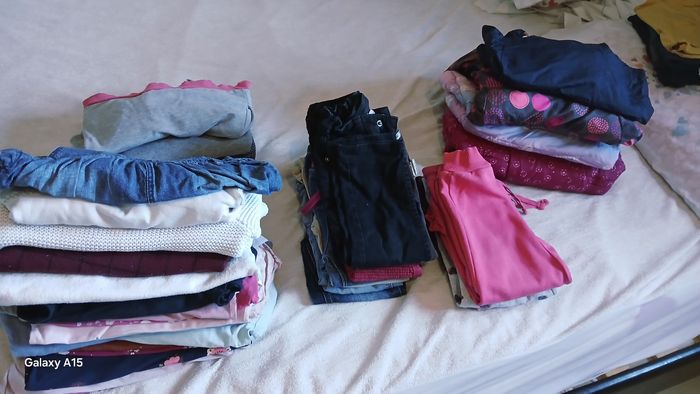 Lots vêtement fille 2 à 4 ans