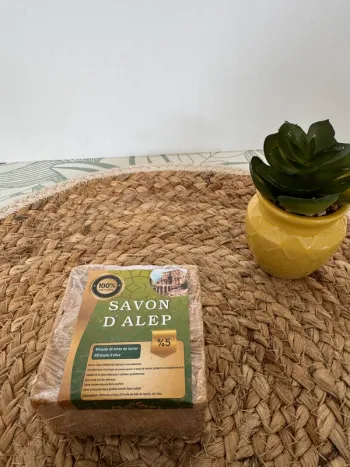 Savon d'alep pour tout type de peaux 100% naturel