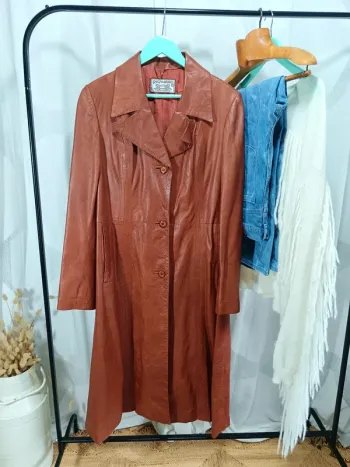 Reginaparis "Trench en cuir cognac vintage" t. 40