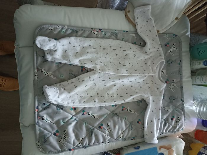Pyjama blanc gris