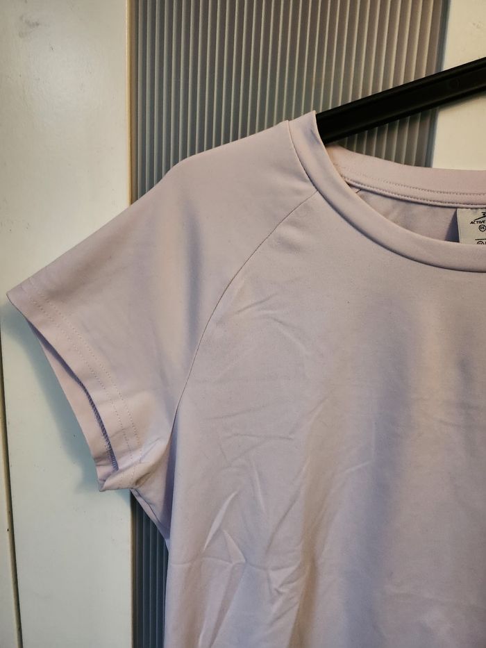 T-shirt sport femme taille S - photo numéro 2