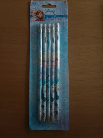 Set de 5 crayons à papier, de bois avec embout gomme