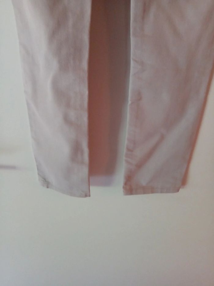 Joli pantalon rose pâle.  10 ans - photo numéro 11