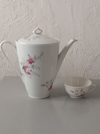 Théière porcelaine Limoges France 