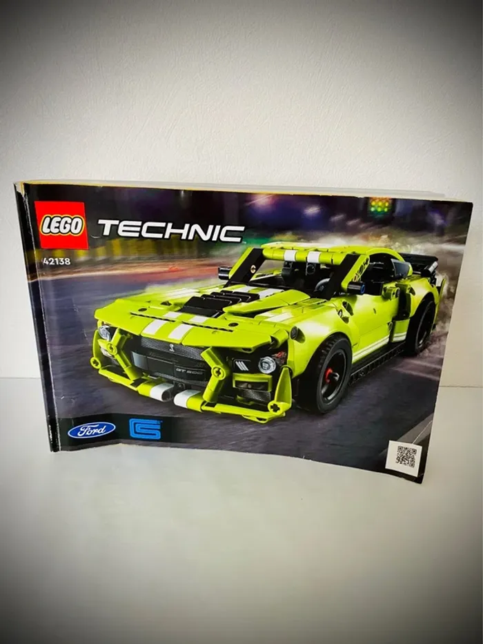 LEGO Technic 42138 - Ford Mustang Shelby GT500 - Complet avec Notice - photo numéro 11