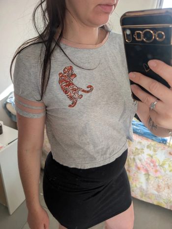 T-shirt court