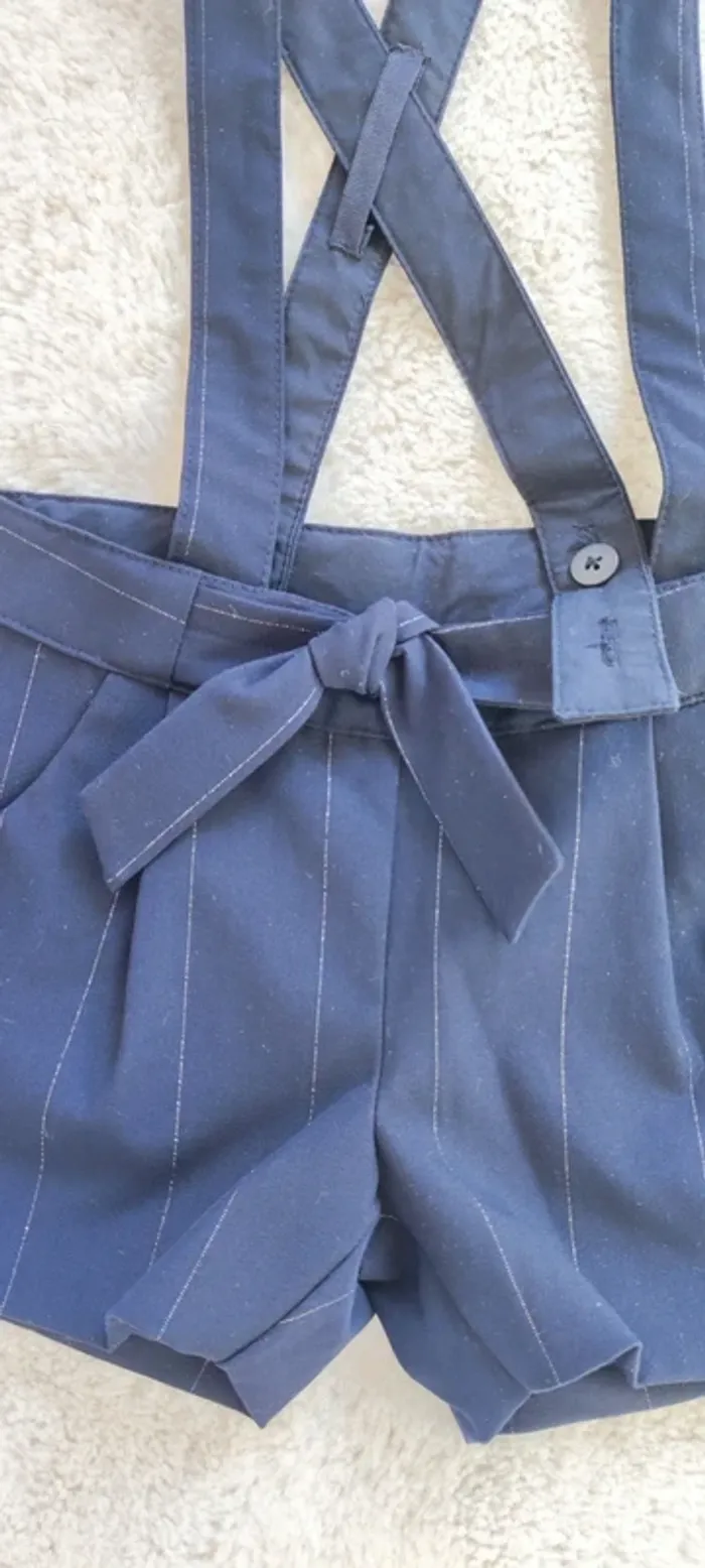 Short fille - photo numéro 2