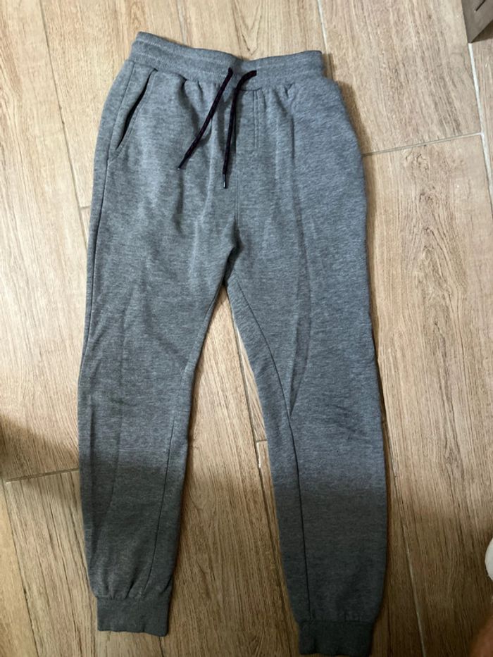Pantalon tape à l’œil 14 ans