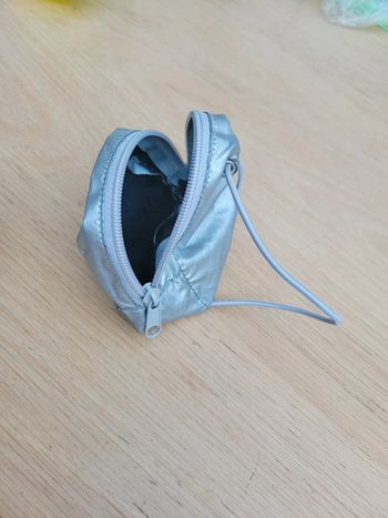 Sac attacher à la ceinture argenté porte monnaie