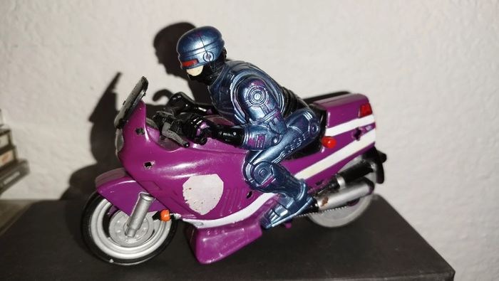 Figurine Robocop moto bike figure 1994 - photo numéro 2
