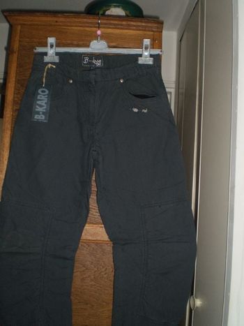 PANTALON NEUF AVEC ETIQUETTE 16 ANS GRIS FONCE DOUBLE