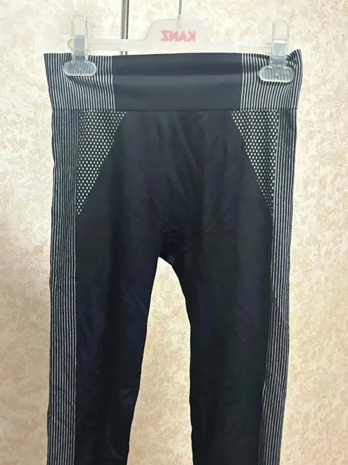 Leggings de sport taille 38/40 marque work out - photo numéro 2