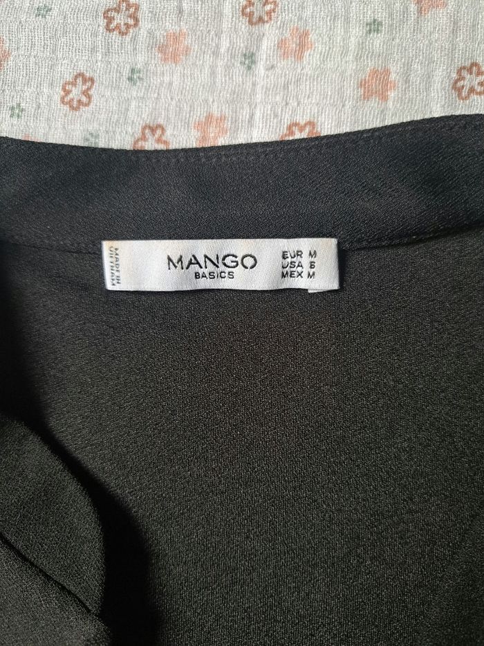 👗 Robe noire manches longues Mango - Taille M - Très bon état - photo numéro 5