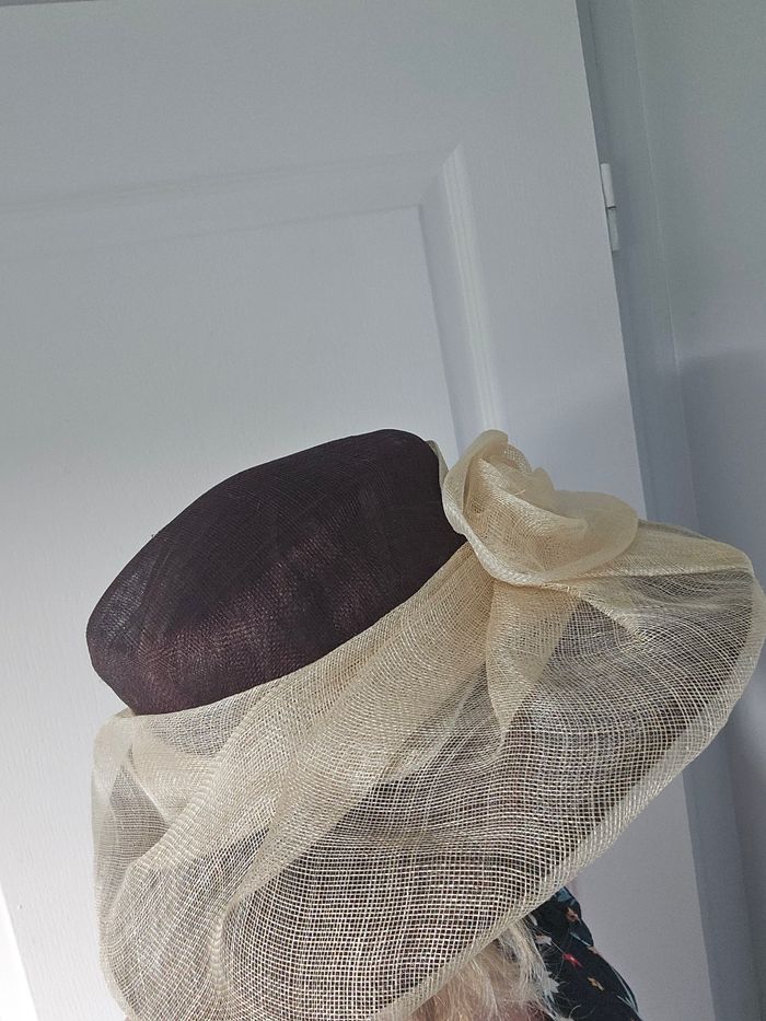 Chapeau de cérémonie - photo numéro 2