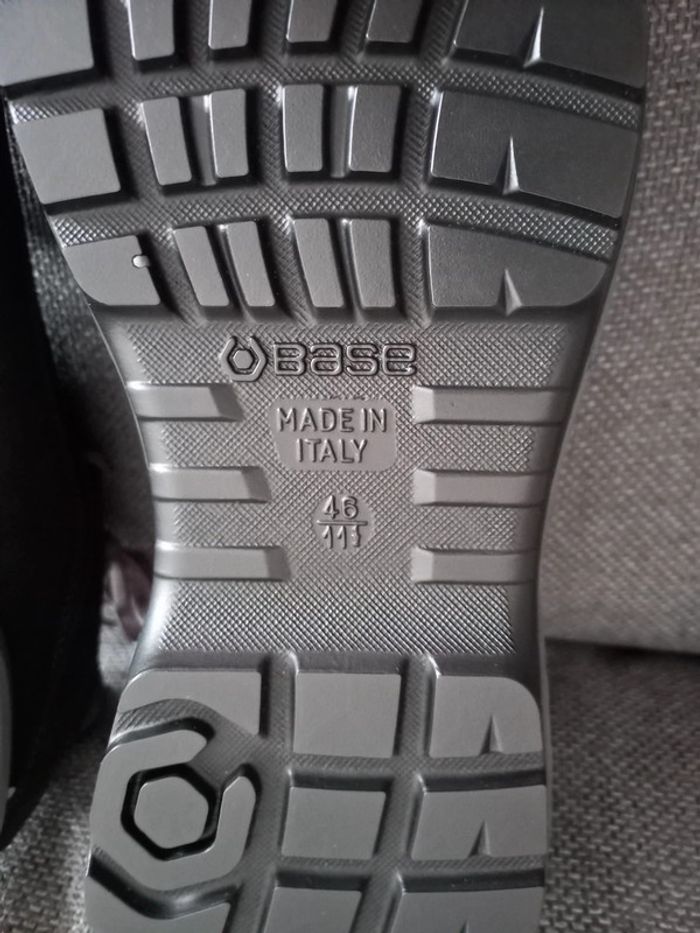 Chaussures sécurité 46 - photo numéro 12