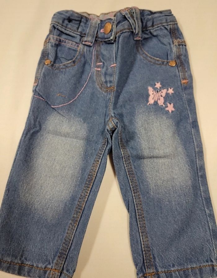 Ensemble jean t shirt - photo numéro 2