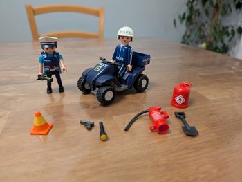 Lot 6 de playmobil police