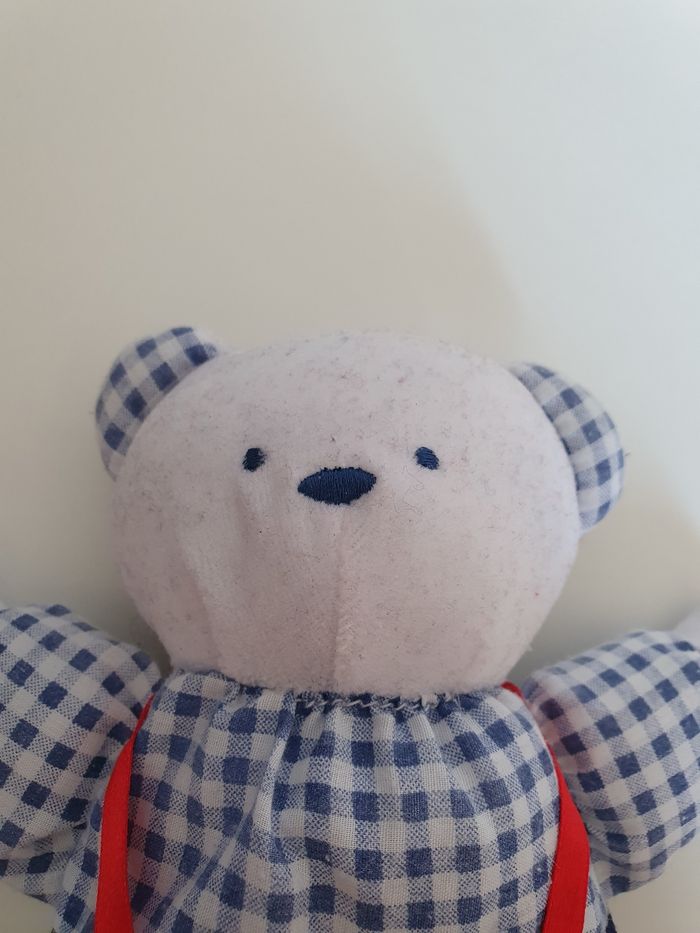 Peluche ours en salopette - photo numéro 3