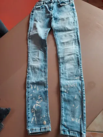 jeans 14 ans "tape à l'œil"