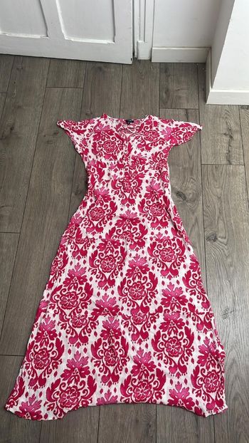 Robe T48