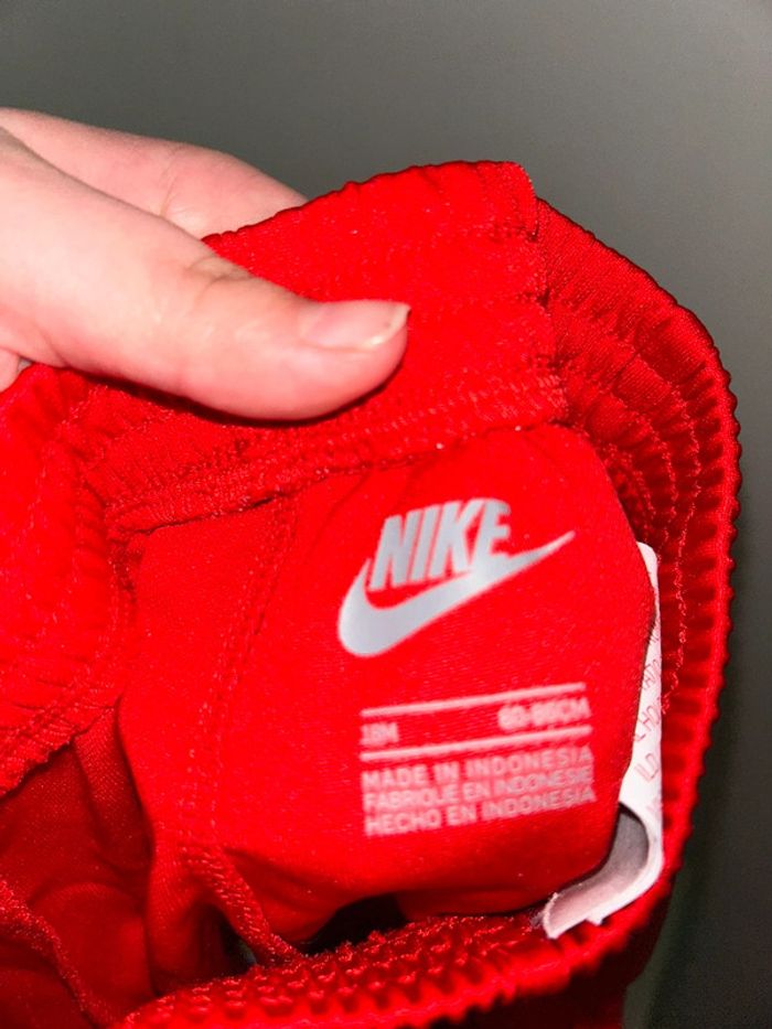 T-shirt nike 18 mois - photo numéro 5
