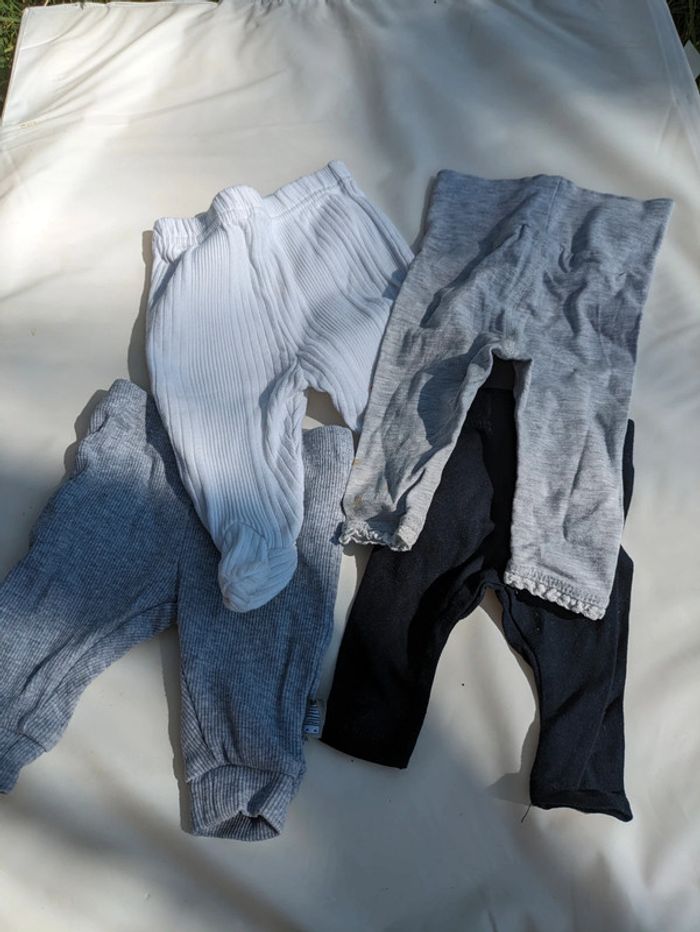 Lot de 4 leggings 1 mois