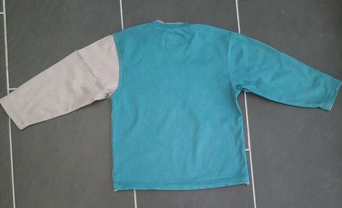 Tee shirt manches longues garçon 4 ans - photo numéro 3