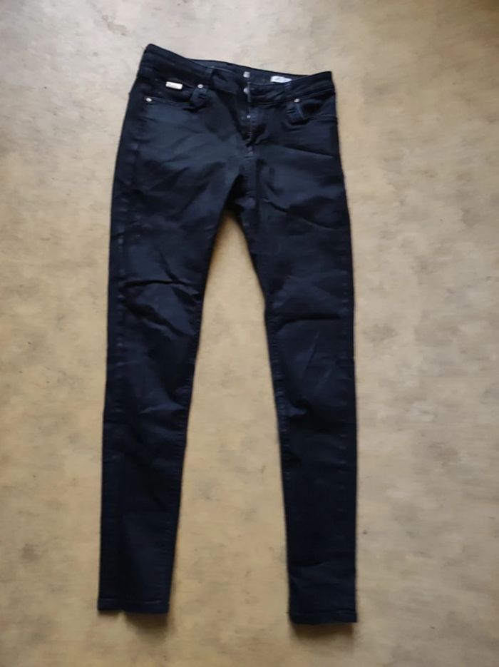 Pantalon simili cuir