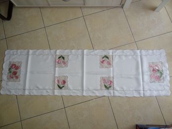 chemin de table neuf tulipes