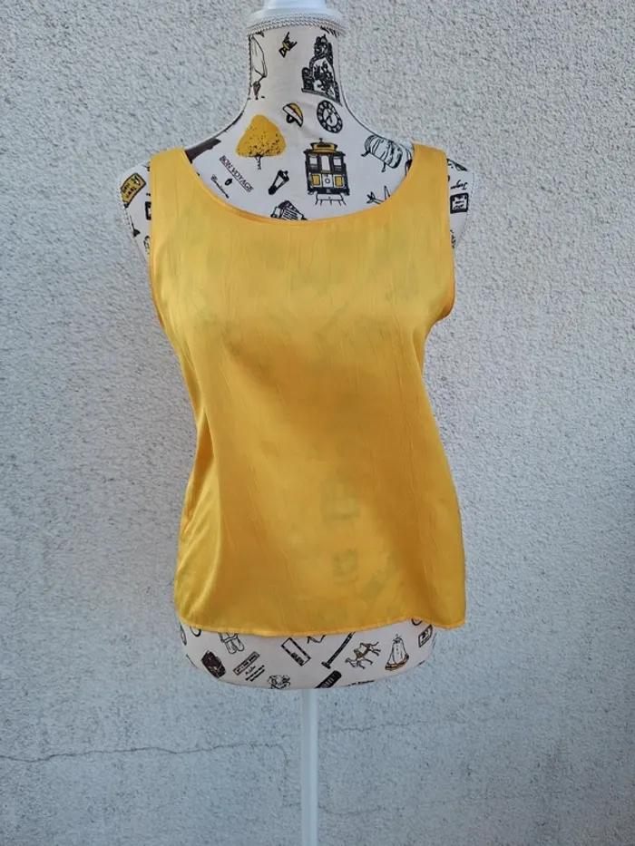 Top jaune - photo numéro 3