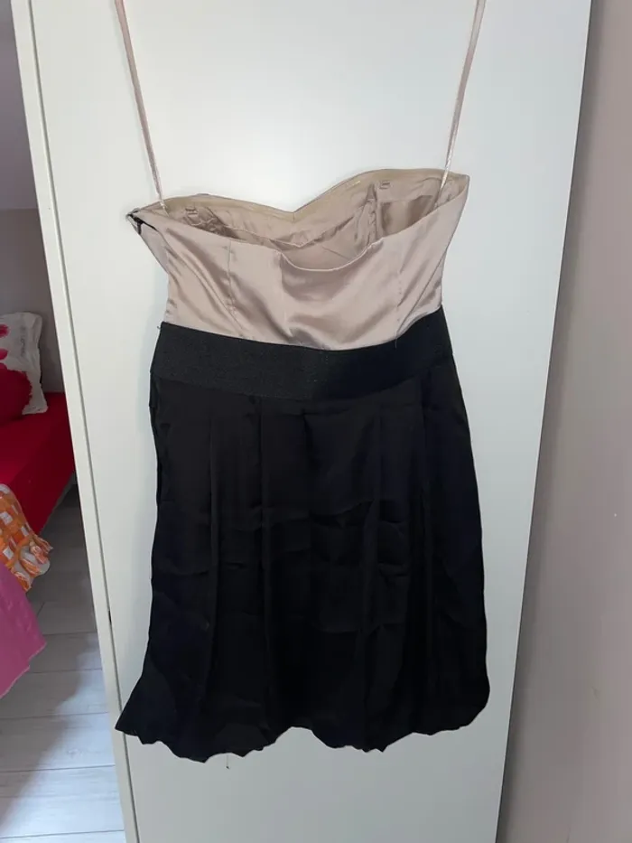 Robe rose et noire H&M 38 - photo numéro 3
