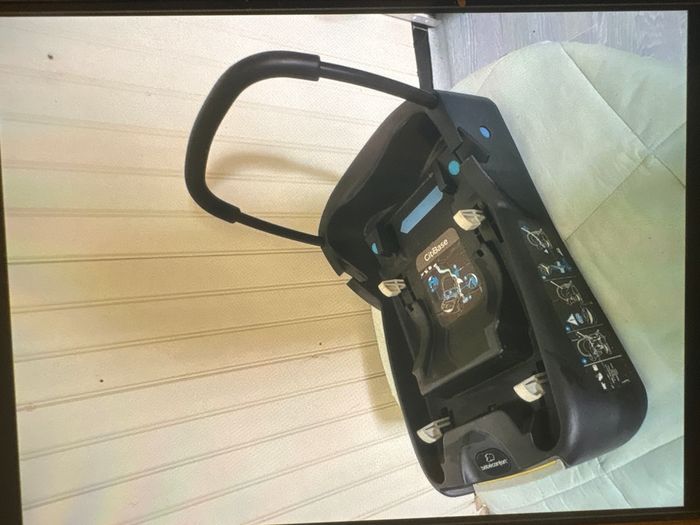 Base auto pour cosy citi de bébé confort