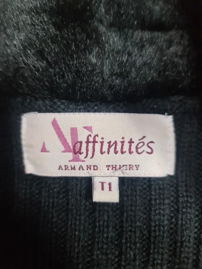 Veste Gilet Noir Affinités Armand Thiery T1 Manches Tricot Fausse Fourrure Élégant - photo numéro 3