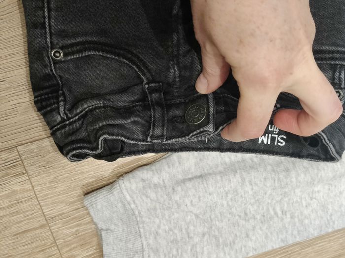 Ensemble slim et sweat H&M et Vertbaudet Taille 3-4 ans - photo numéro 2