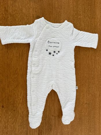 Pyjama tape à l’œil