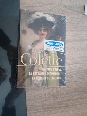 Livre Colette 3 histoires neuf sous blister