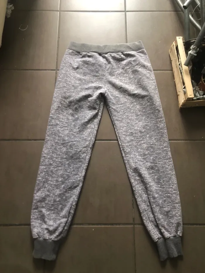 Jogging gris Adidas garçon 👦 - photo numéro 3