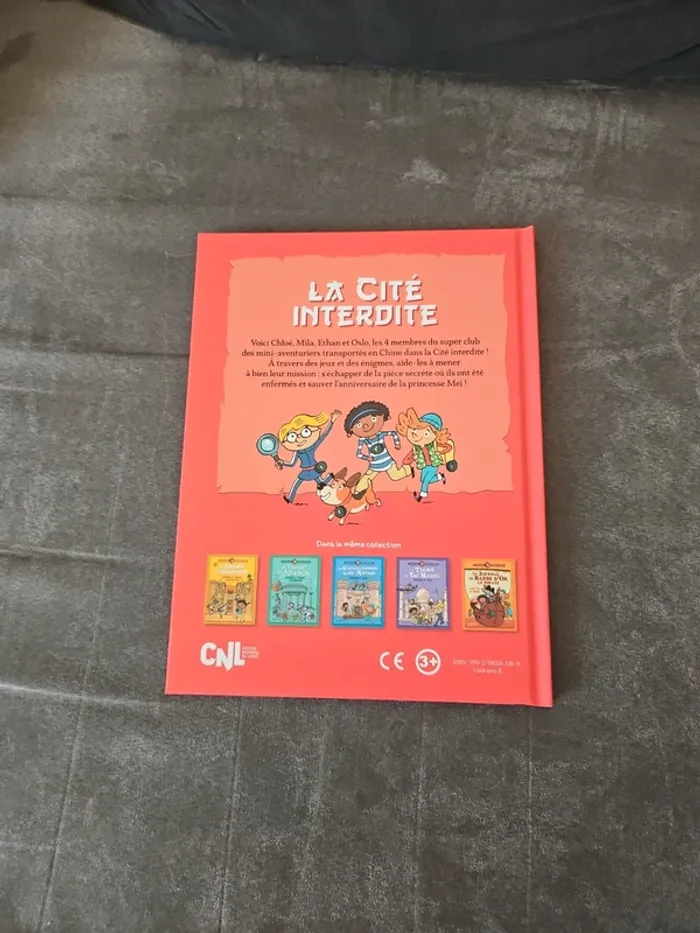 Livre  "La cité interdite" - photo numéro 2