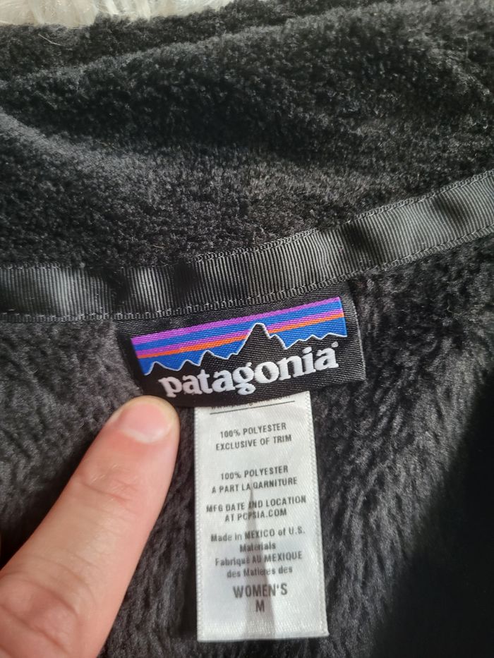 🔥 Gilet Polaire Patagonia Femme – Taille M – Noir Intense 🔥 - photo numéro 6