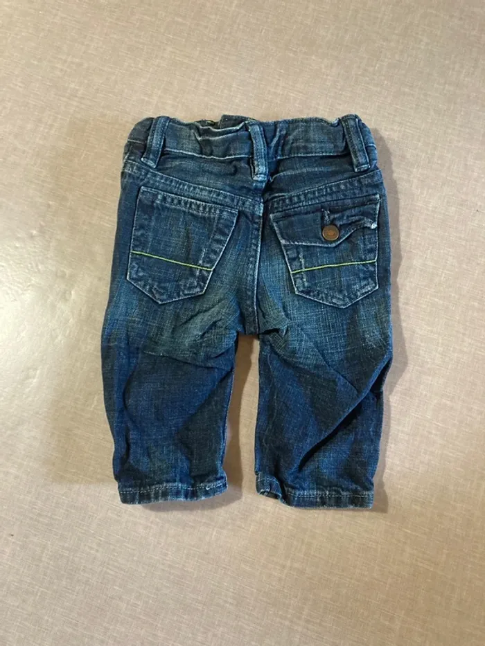 👖 Jean bébé BabyGap 6-12 mois – motif robot 🤖 - photo numéro 6