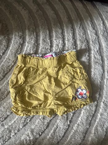 Minishort rose bébé fille - 9 mois- 100% coton