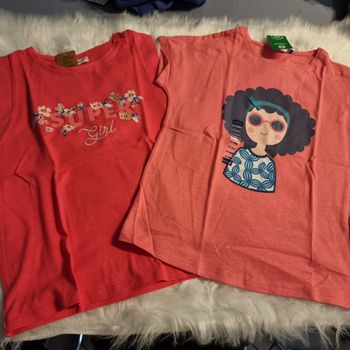 NEUFS 🤩🤩🤩teeshirts MC 10 ans fille ⚘️ 🌺 👧