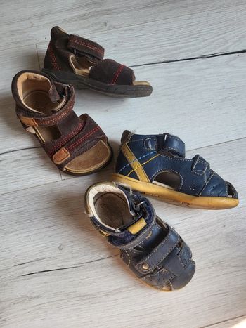 Lot de 2 paires de sandales garçon p.20