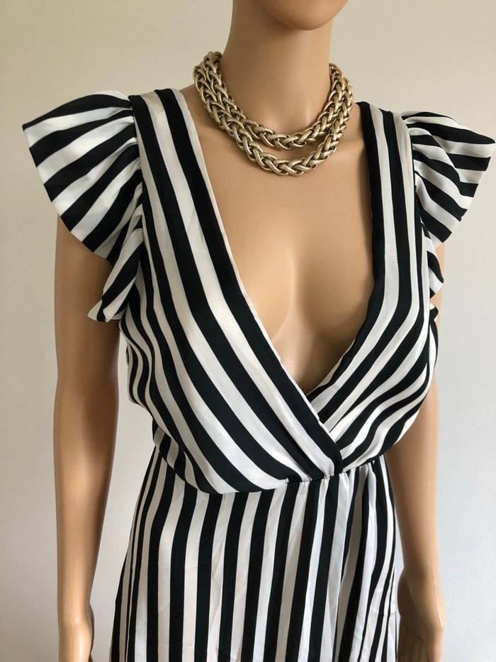 Robe longue noire et écrue neuve sans manches taille unique - photo numéro 3