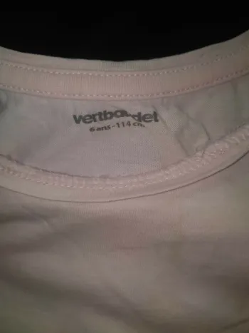 Tee shirt Fille Manches Courtes 6 ans