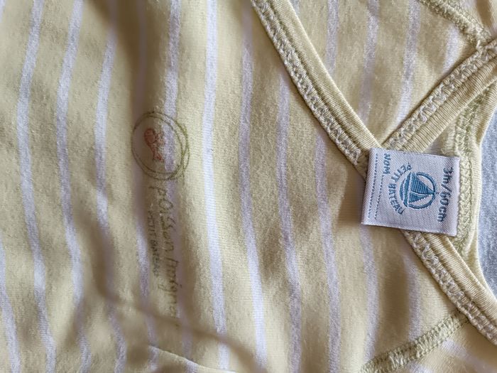 2 bodies 3 mois Petit Bateau - photo numéro 2