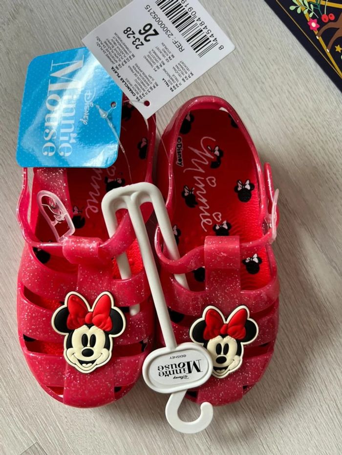 Sandalettes Minnie semelle confort 26 rouge neuves - photo numéro 2