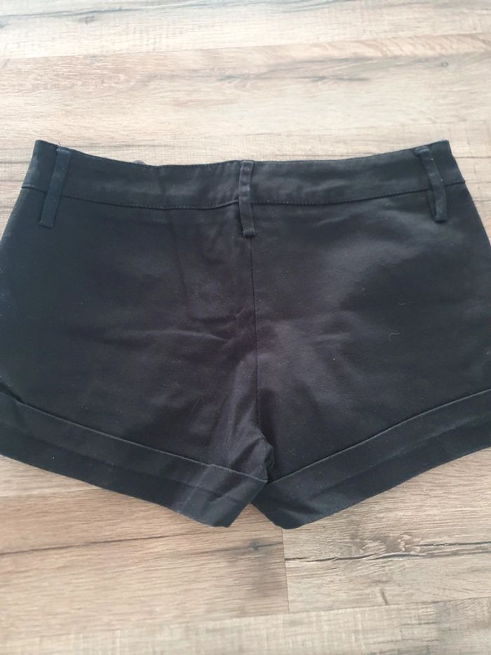 Short 40 - photo numéro 4