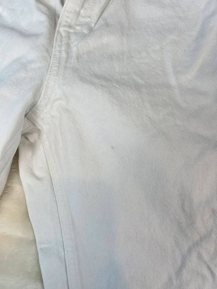 Jean blanc straight fit déchiré - Pull&Bear - taille 36 (S) - photo numéro 3